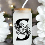 Vardinė gertuvė su šiaudeliu Vardo Monograma