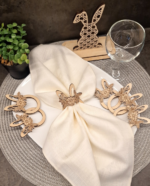 Mediniai servetėlių žiedai Velykų zuikis